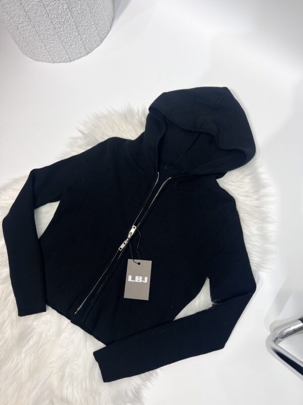 Chaqueta punto capucha